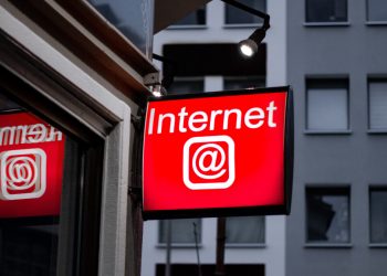 Fake Amazon text seeks to steal your personal data and rip you off blind