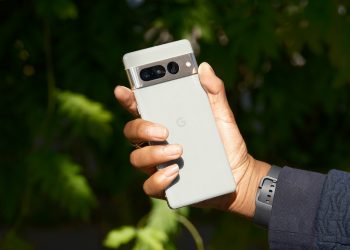 Pixel 7 Pro Review: Long live the hype