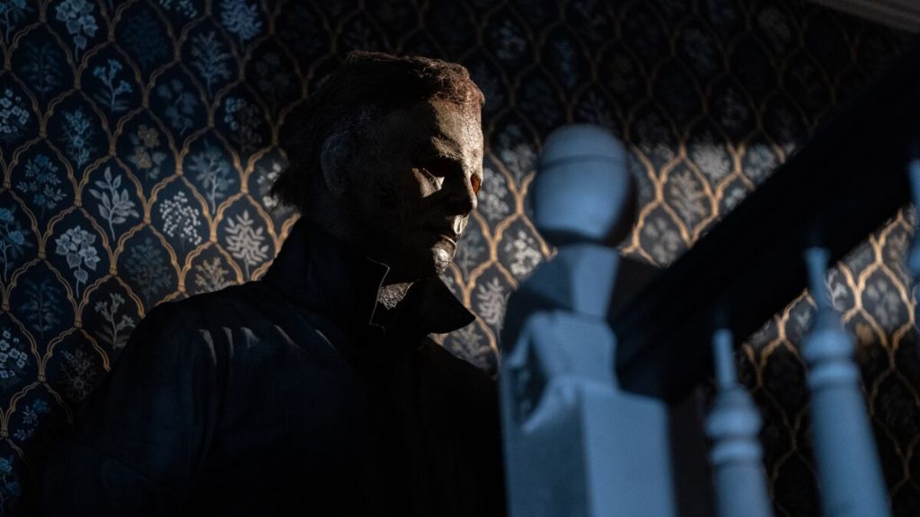 Michael Meyers walking up stairs in Halloween Ends - best new streaming movies