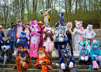 Furries Unite In Discord, Embracing Diffusion Trend